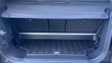 Land Rover Defender 2.0 P300 X-Dynamic HSE 90 3dr Auto Petrol Estate